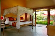Luxury Bali freehold villa property for sale 4 bedrooms tennis court pool: