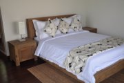 Bali 3 bedroom Canggu villa for yearly rent rice fields infinity pool: