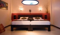 Bali resort hotel for sale 7 rooms swimming pool jacuzzi: