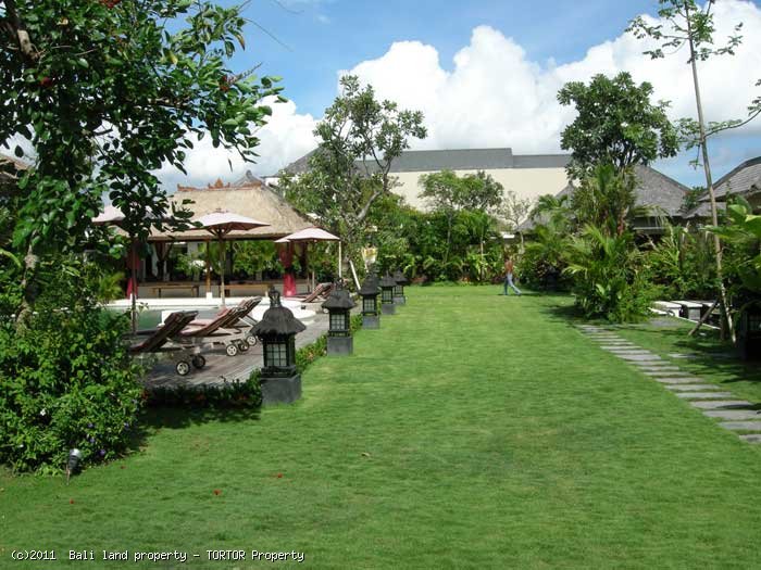 Bali Seminyak luxury 5 bedroom villa for sale leasehold property