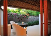 Luxury Bali villa estate for sale 7 bedrooms 4 villas near beach: