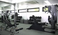 Contemporary freehold beach home for sale 4 bedrooms lap pool Jacuzzi Gym: