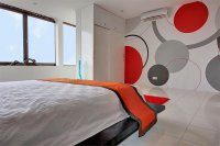 Apartment building for leasehold sale with 2 luxury apartments:
