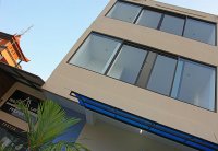 Apartment building for leasehold sale with 2 luxury apartments: