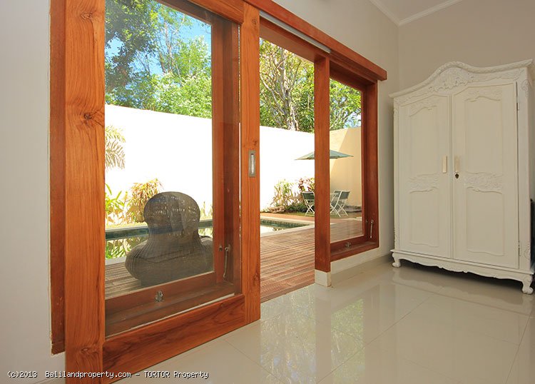 Affordable 3 bedroom luxury freehold villa for sale
