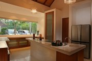 Modern Bali villa property 4 bedrooms Italian designed pool TV room: