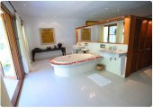 Luxury Bali villa estate for sale 7 bedrooms 4 villas near beach:
