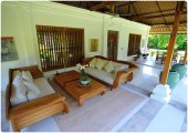 Luxury Bali villa estate for sale 7 bedrooms 4 villas near beach: