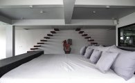 Contemporary freehold beach home for sale 4 bedrooms lap pool Jacuzzi Gym: