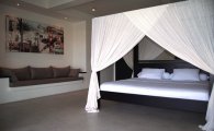 Contemporary freehold beach home for sale 4 bedrooms lap pool Jacuzzi Gym: