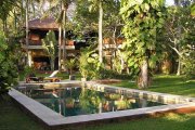 Bali Beachfront villa property for sale 6 bedrooms main house guest house
