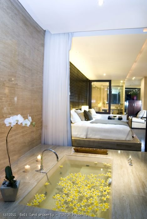 Anantara one bedroom apartment top floor