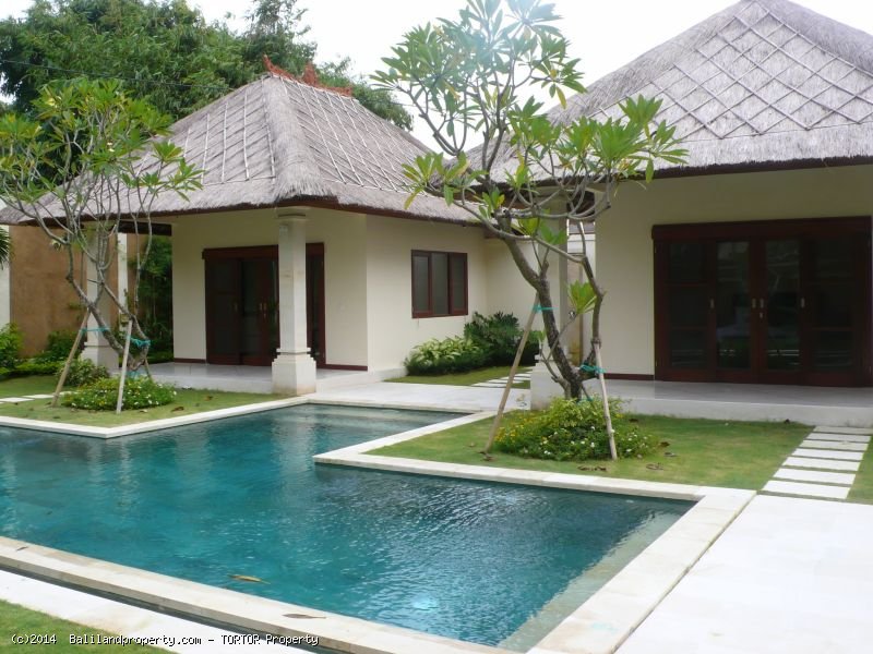 Profitable holiday villa 3.5 bedrooms t-shaped pool