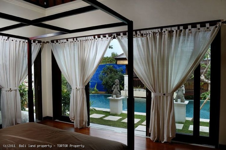 Bali 4 bedroom quality villa for sale 3 floors pool amazing views