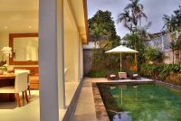 Contemporary style 2 bedroom villa luxury interior rental goldmine: