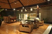 Villa for sale 5 bedroom freehold house tennis court Jacuzzi 2500m2: