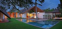 Modern Bali villa property 4 bedrooms Italian designed pool TV room:
