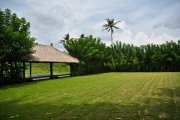 Villa for sale 5 bedroom freehold house tennis court Jacuzzi 2500m2: