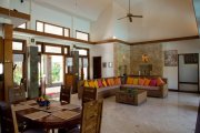Seminyak villa for lease 2 bedrooms 700m2 land 15m pool near beach: