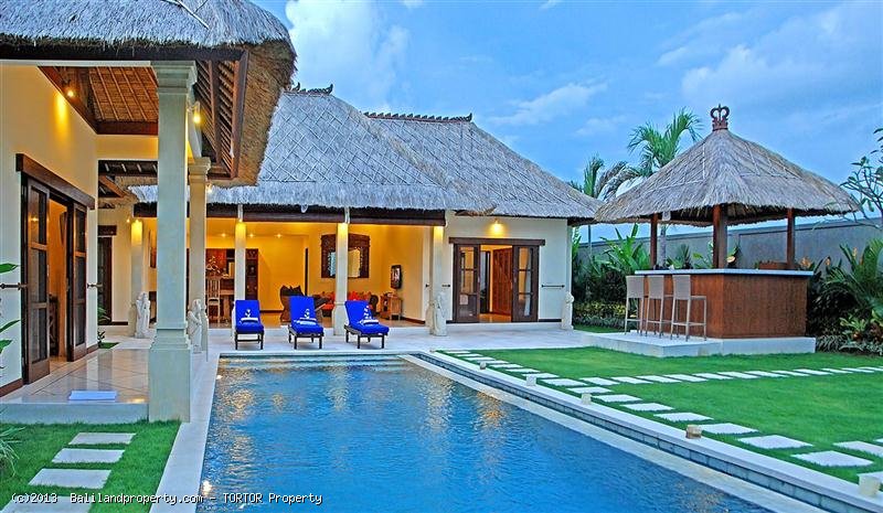 Amazing villa for purchase 4 bedroom 2 pools