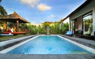 Bali Seminyak villa compound for sale 7 bedrooms 3 villas: