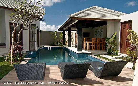 Three villa resort for sale with high returns