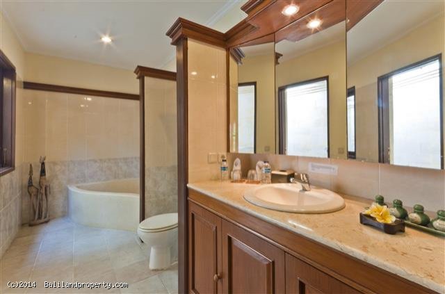 Profitable rental villa with 2.5 bedrooms private pool