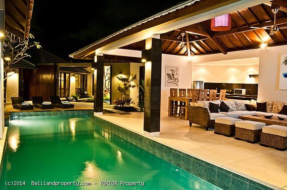 Three villa resort for sale with high returns