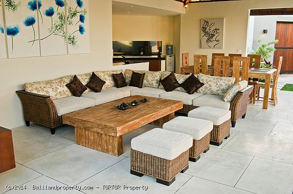 Three villa resort for sale with high returns