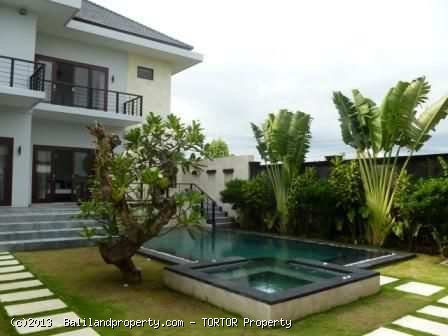 Echo beach freehold 4 bedrooms property 1120 m2