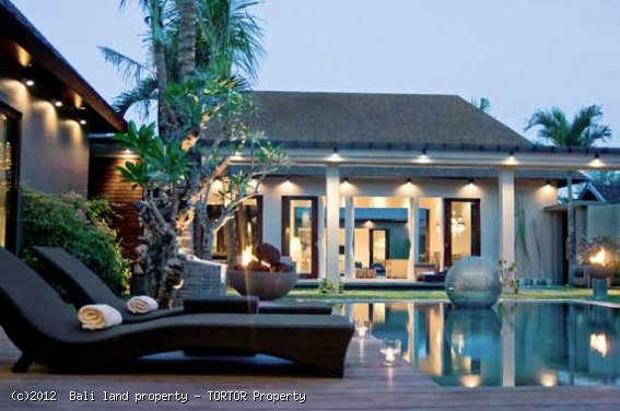 Seminyak villa residence for sale 8 bedrooms 3 villas