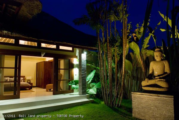 Bali Seminyak holiday villa for sale 2 bedrooms vacation rental