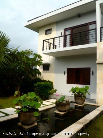 Echo beach freehold 4 bedrooms property 1120 m2