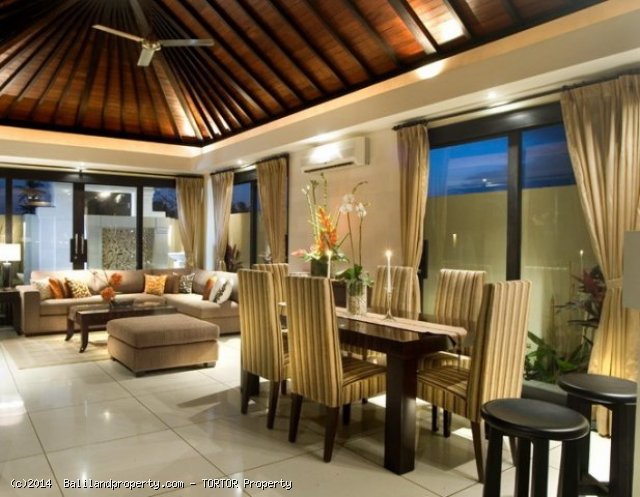 Freehold boutique villa resort for sale 9 villas