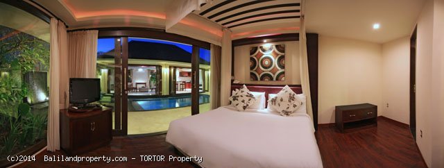 Freehold boutique villa resort for sale 9 villas