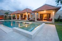 Luxury 4 bedroom villa for sale Seminyak pool bar Jacuzzi