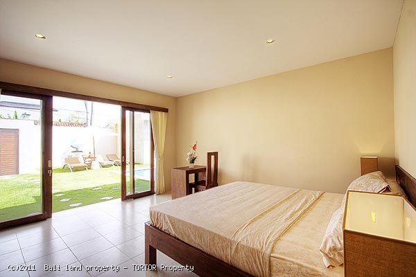 Bali Seminyak villa property for sale 3 bedrooms modern designed