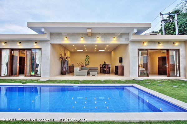 Bali Seminyak villa property for sale 3 bedrooms modern designed