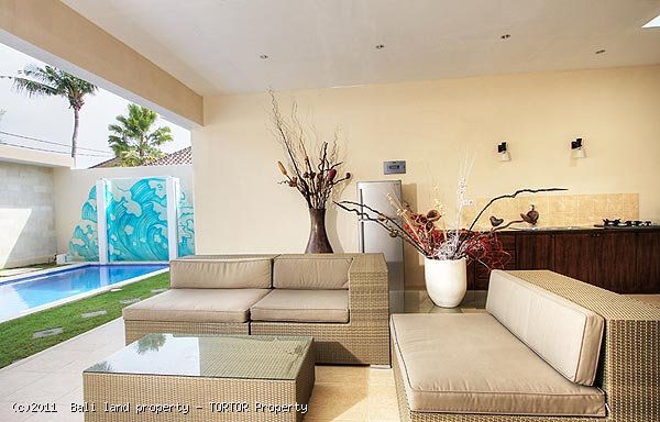 Bali Seminyak villa property for sale 3 bedrooms modern designed
