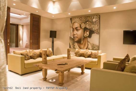 Seminyak villa residence for sale 8 bedrooms 3 villas