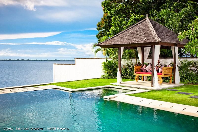 Luxury Bali waterfront villa 3 bedrooms jetty freehold real estate