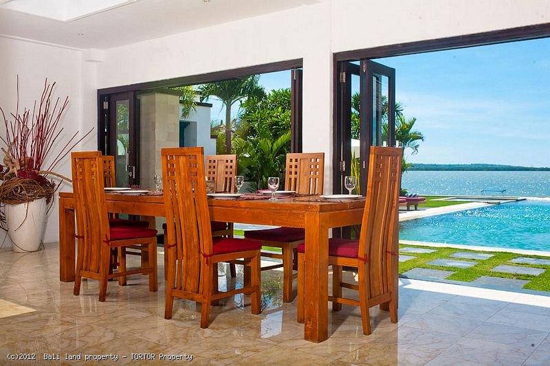 Luxury Bali waterfront villa 3 bedrooms jetty freehold real estate