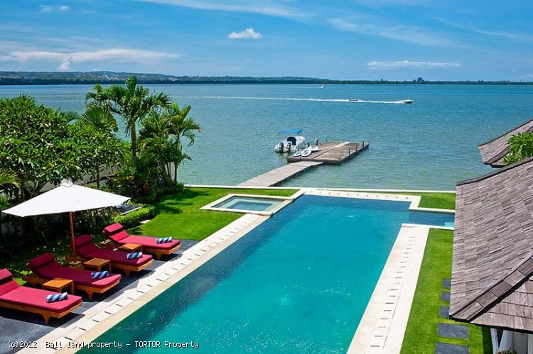 Luxury Bali waterfront villa 3 bedrooms jetty freehold real estate