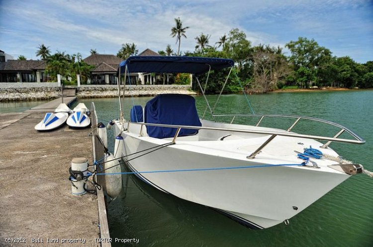 Luxury Bali waterfront villa 3 bedrooms jetty freehold real estate