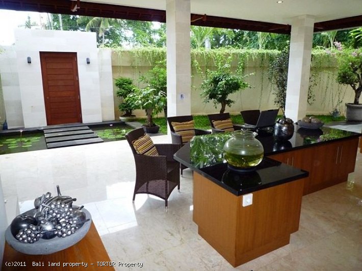 Freehold villa for sale 3 bedrooms near Seseh beach