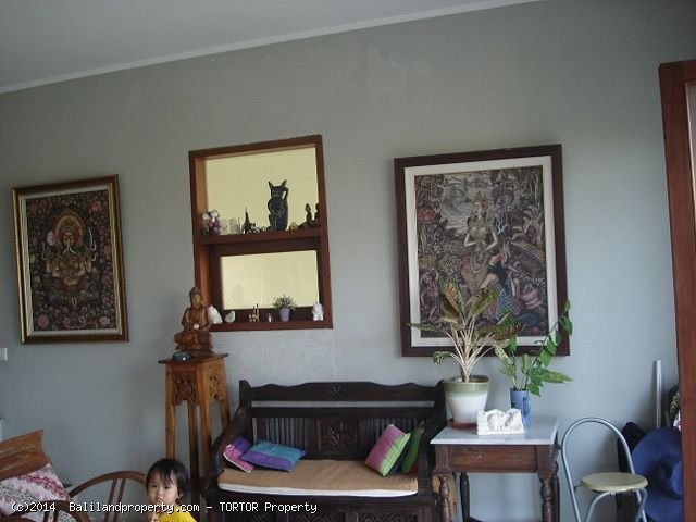 Villa with 3 bedrooms on 2400m2 land with views