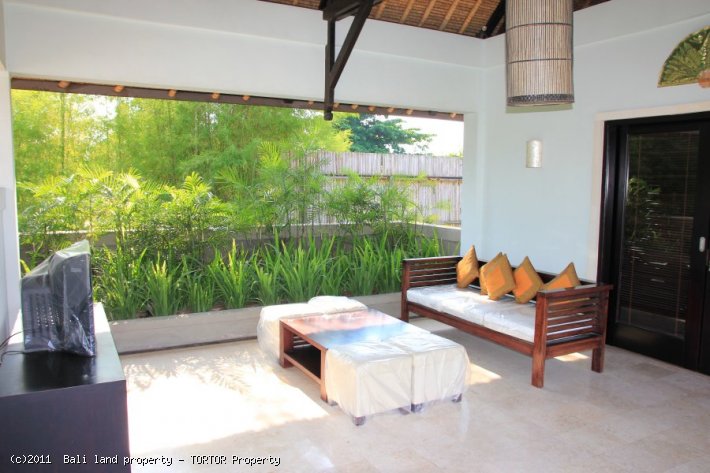 Villa in Bali for lease or sale with 3 bedrooms private pool