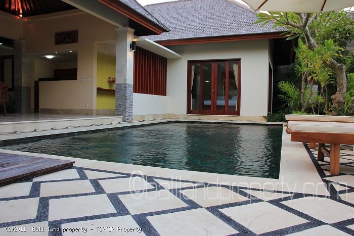 Bali villa Batur for yearly lease in Canggu 3 bedrooms pool