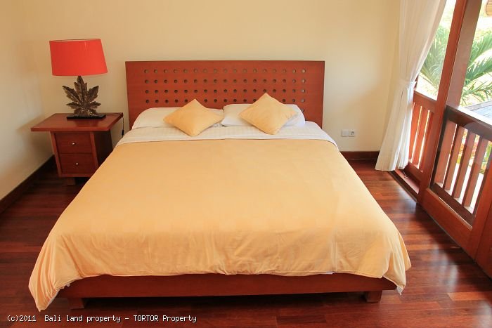 Bali 3 bedroom freehold villa 2 floors private pool ocean views