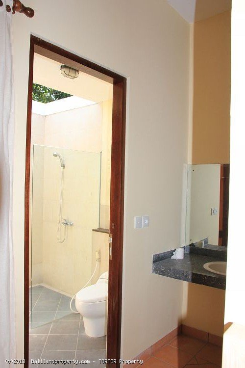 villa 2 bedroom with pool on 600m2 leasehold sale